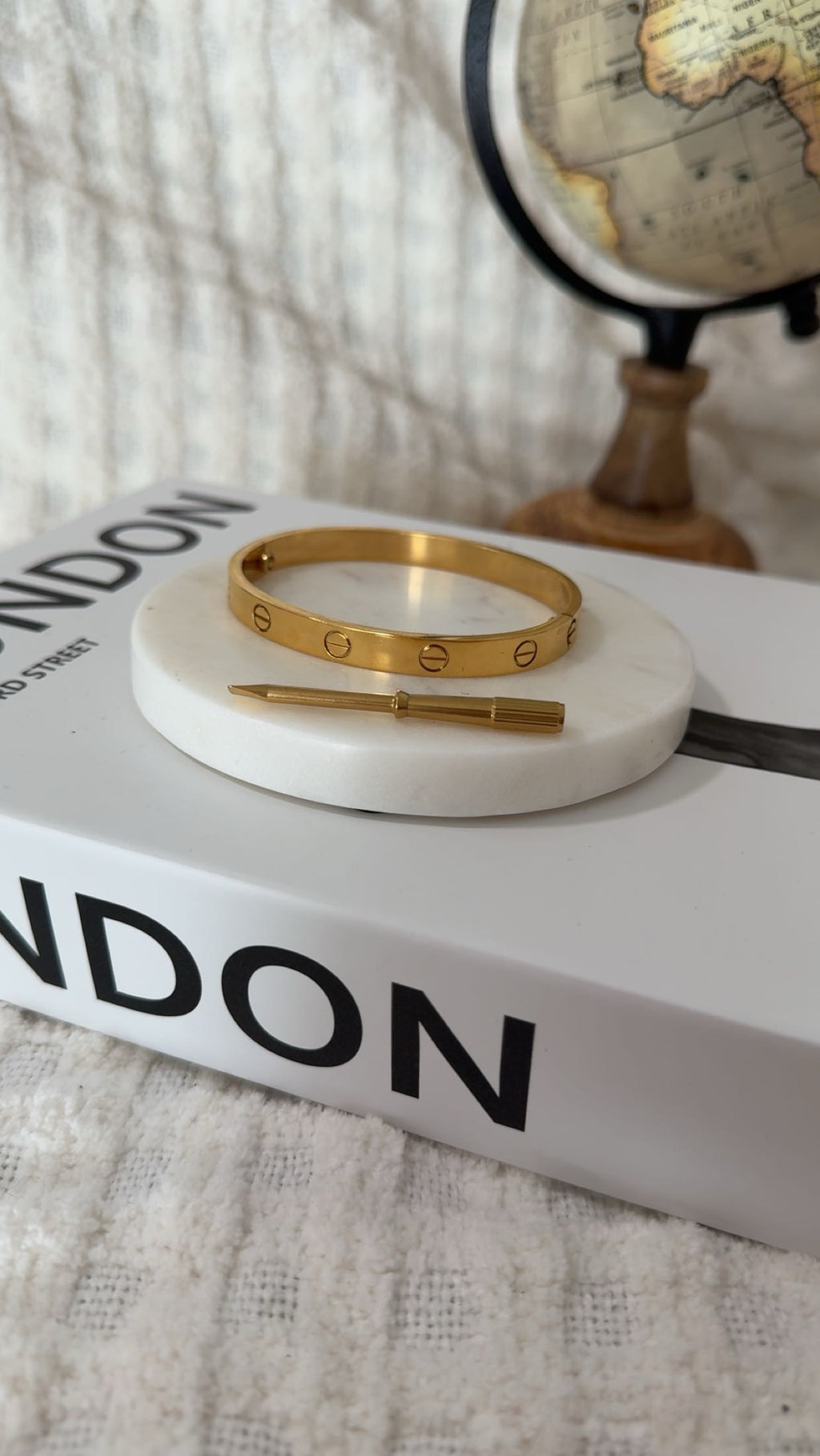 Classic Screw bangle 19 cm