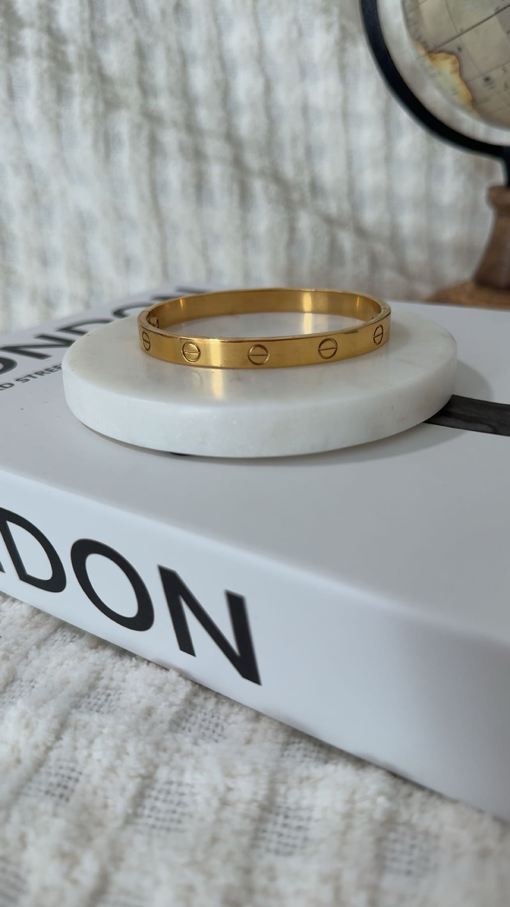 Classic Screw bangle 19 cm