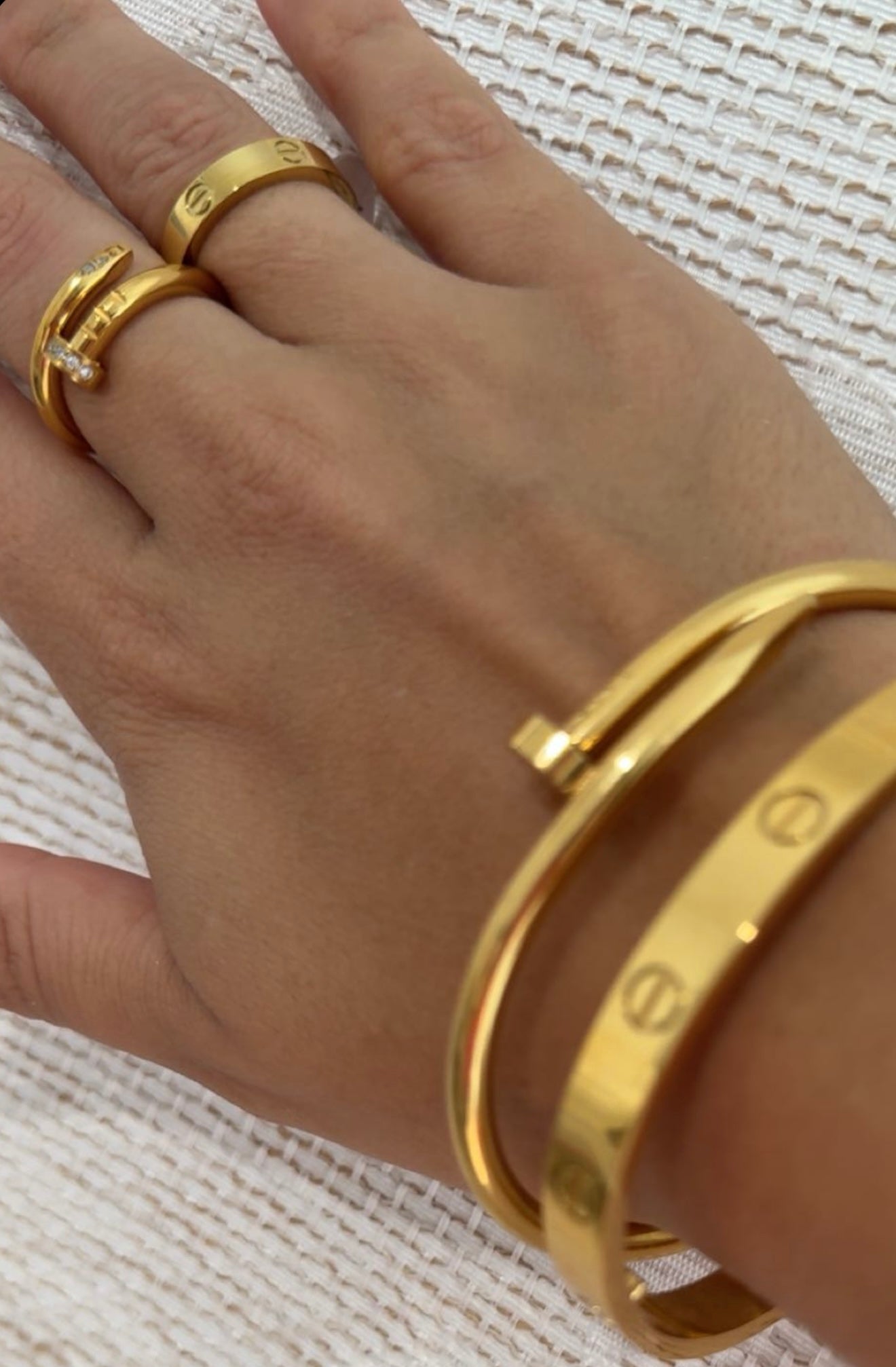 Nail Ring