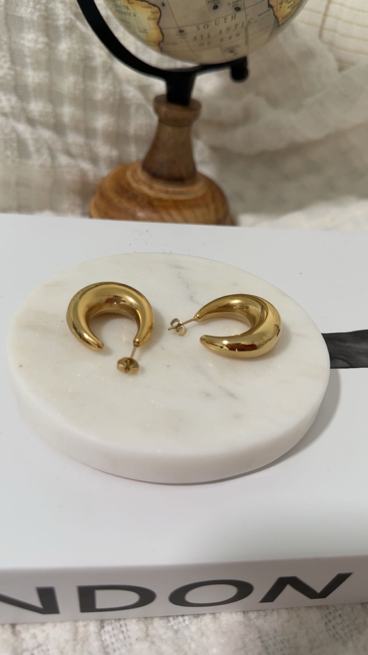 Media Luna Hoops