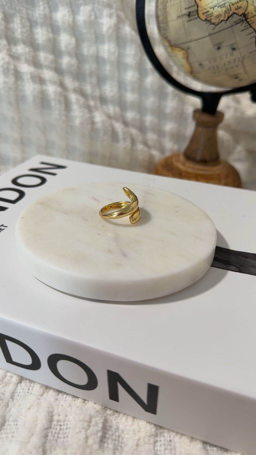 Chunky Crossed Ring