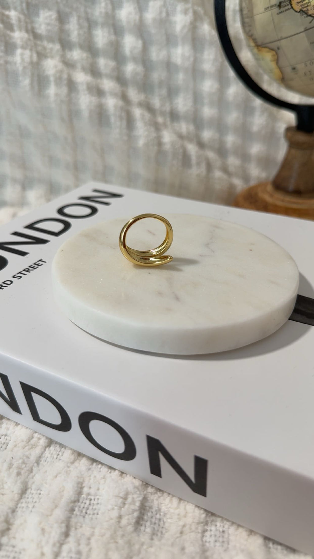 Chunky Crossed Ring